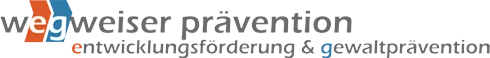 In der oberen Zeile steht "wegweiser prävention", wobei der erste Buchstabe "E" einen roten Hintergrund und der Buchstabe "G" einen blauen Hintergrund hat. In der unteren Zeile steht "entwicklungsförderung & gewaltprävention", wobei die ersten Buchstaben
